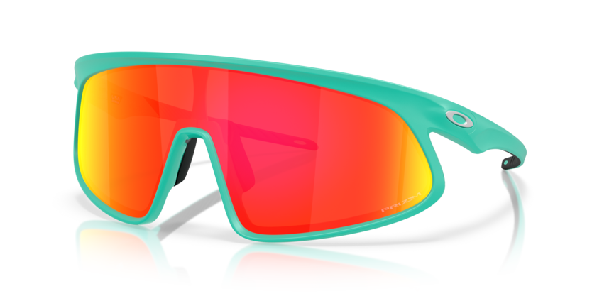 Oakley Rslv