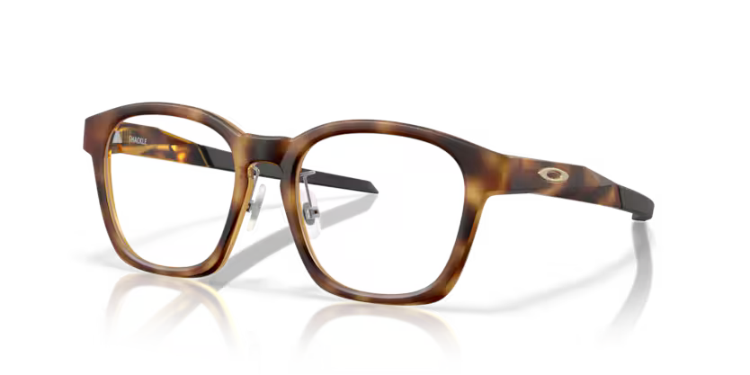 Oakley Shackle