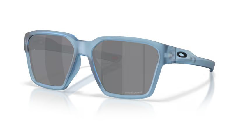 Oakley Briza