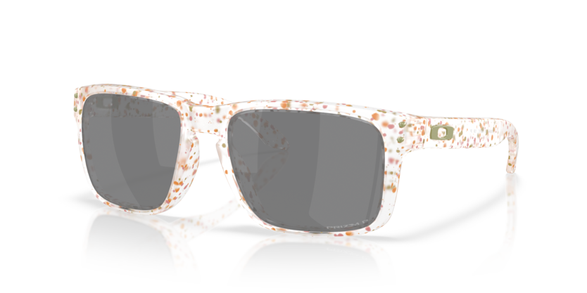 Oakley Holbrook (a)