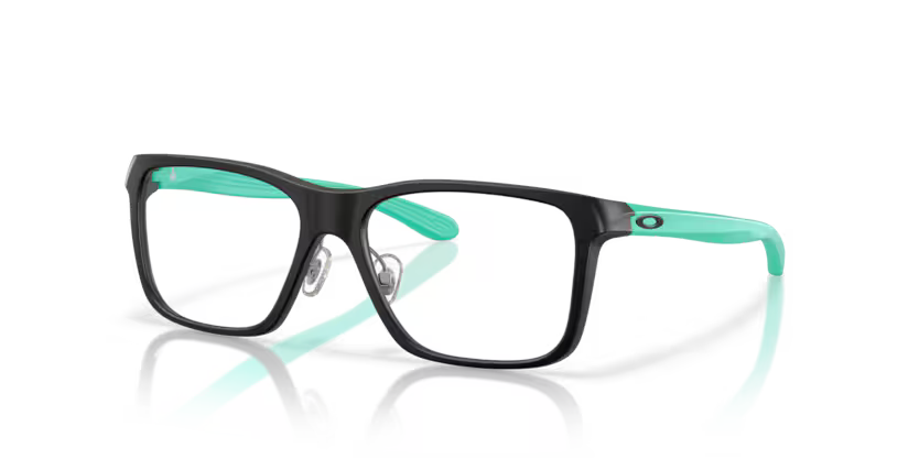 Oakley Sando
