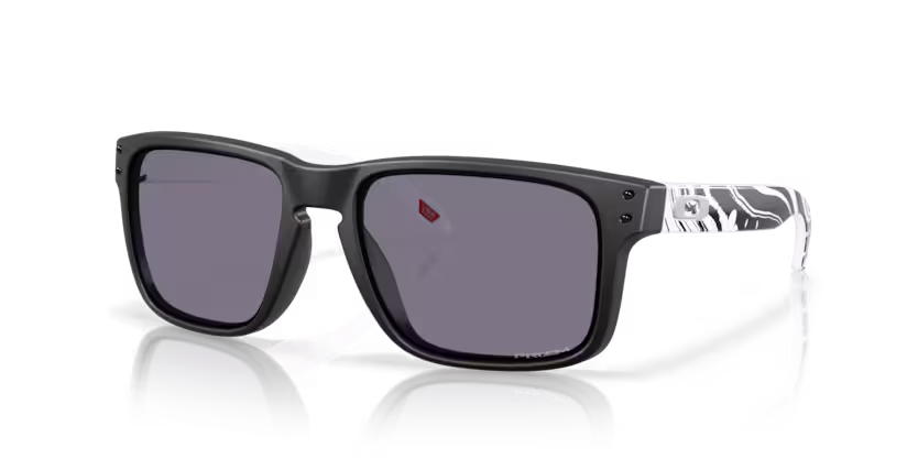 Oakley Holbrook